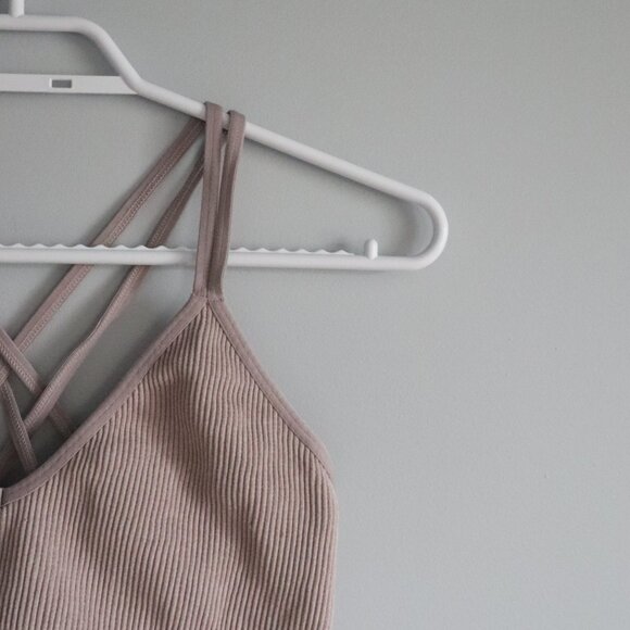 Aerie Women's Pink Sz L Ribbed V-Neck Criss Cross Stretch Casual Bra - Picture 5 of 9